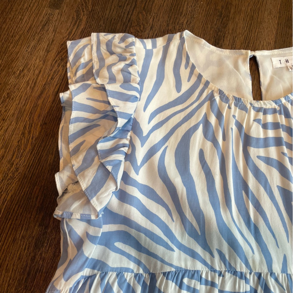 THML Blue and White Pattern Short Sleeve Dress Boho- Size M - Picture 6 of 9
